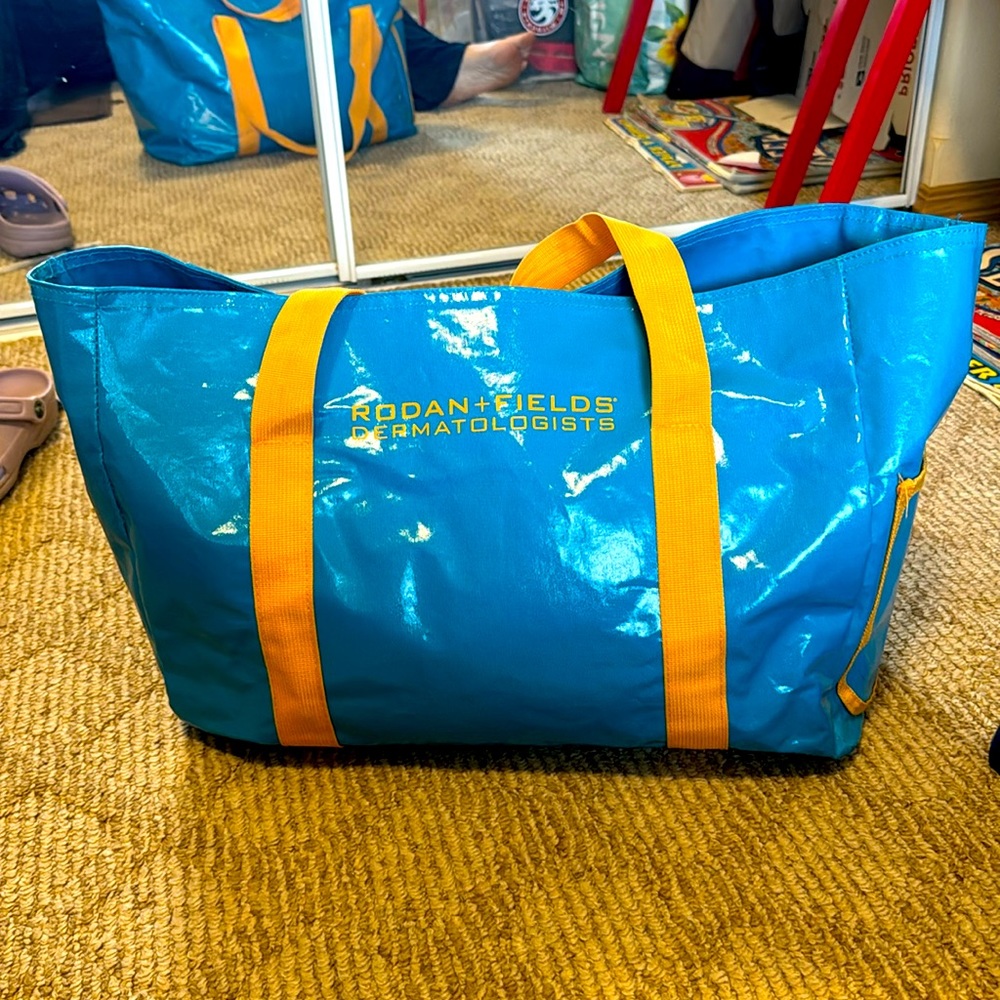 Rodan + Fields tote bag